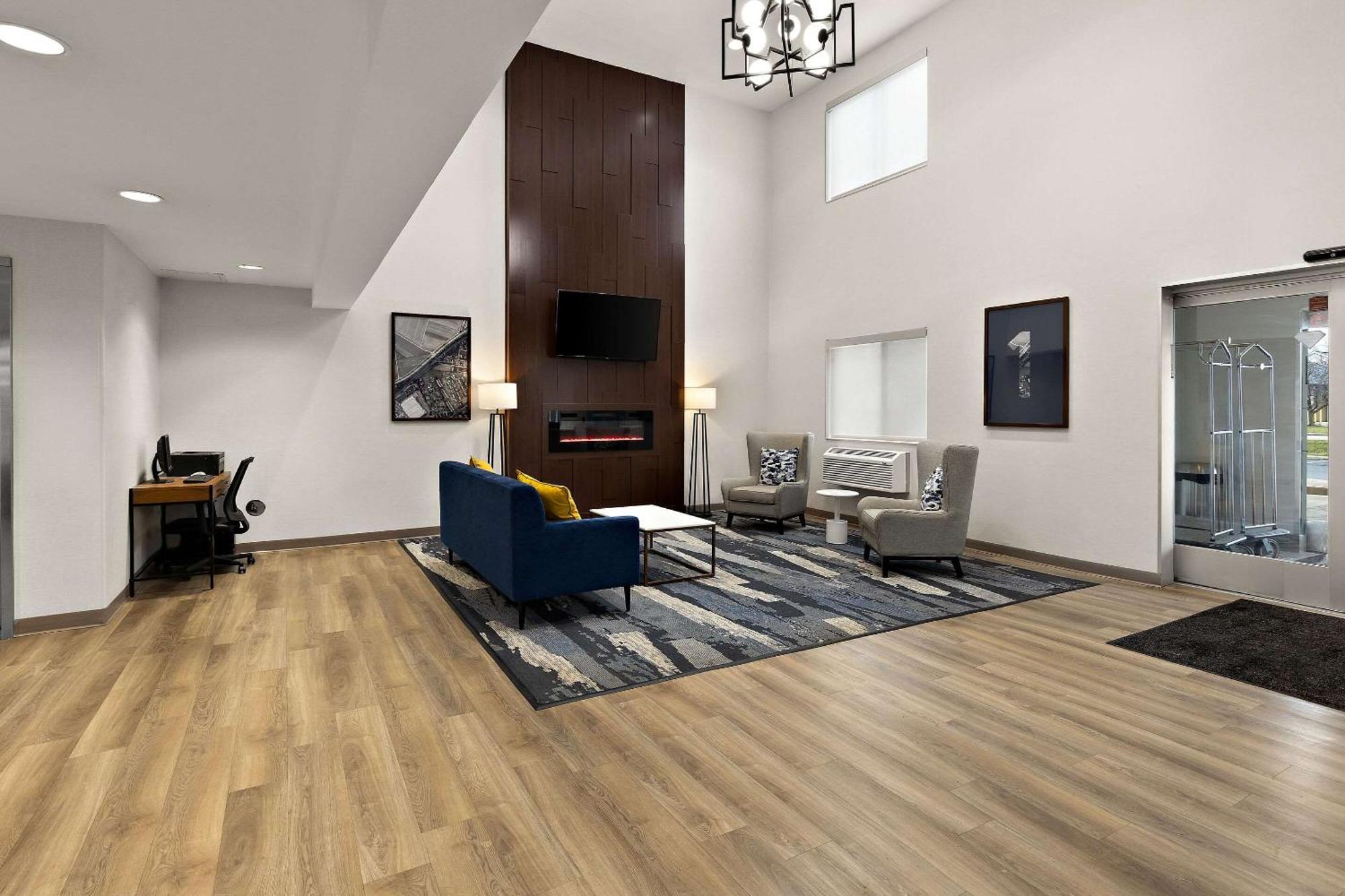 Comfort Inn & Suites Fremont Zewnętrze zdjęcie